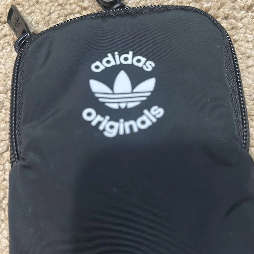 ADIDAS pouch
